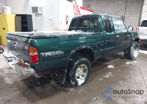 2000 Toyota Tacoma Prerunner V6 из США, поврежденный, VIN 4TASN92N6YZ584396